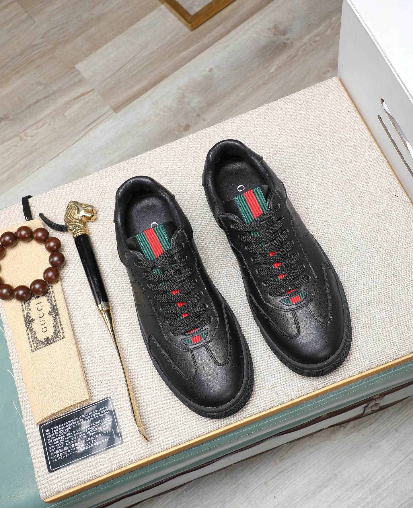 Men's shoes 💰420 GUCCI🔍🔍The latest model is available at the counter simultaneously. Original calfskin imported from Italy, genuine leather lining, (high-end, extravagant and classy) with exquisite workmanship. Sole: Original sole provided by the original factory. ⚠Exclusive double-layer movable molded sole is super comfortable⚠. Photographed in real life. 🎬The real thing is better. 🔍🔍"High quality·Follow the order" code number 38-44